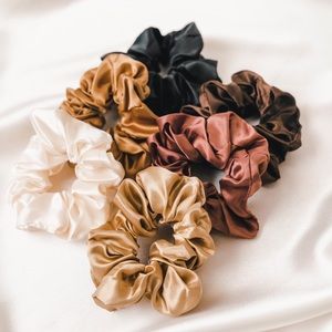 Neutral silk scrunchies set
